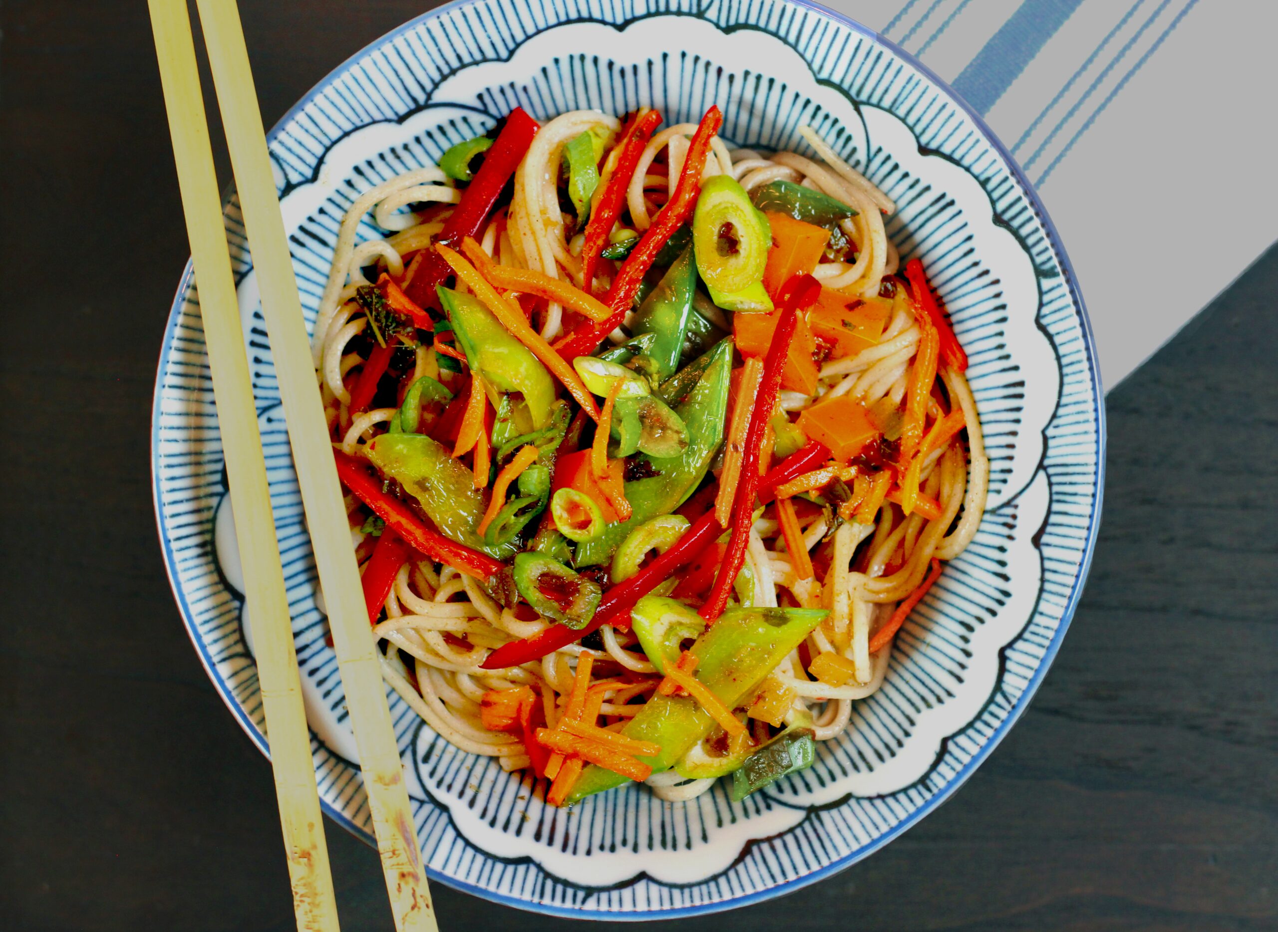 Vietnamese Pho Kit - Beef Flavored Broth - Image 4